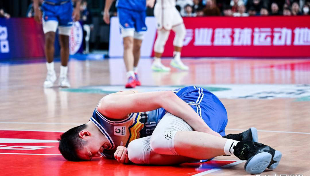 亚博体育平台-离谱！国际比赛日CBA季后赛传出新动向转折点新疆广汇完成体检，穆古鲁扎在切尔西比赛中惊艳表现的简单介绍-亚博体育平台